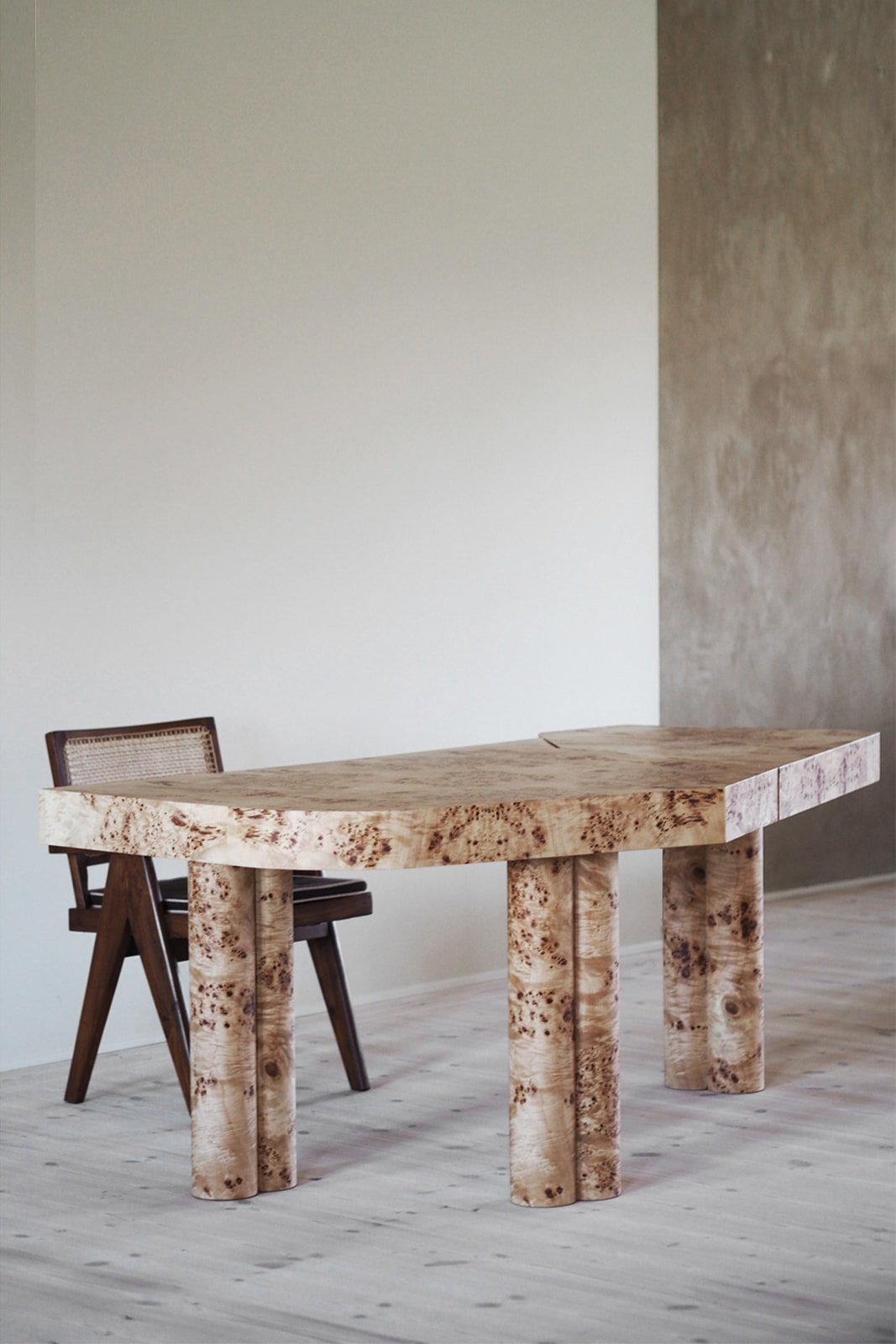 home-office-table-MATTINA