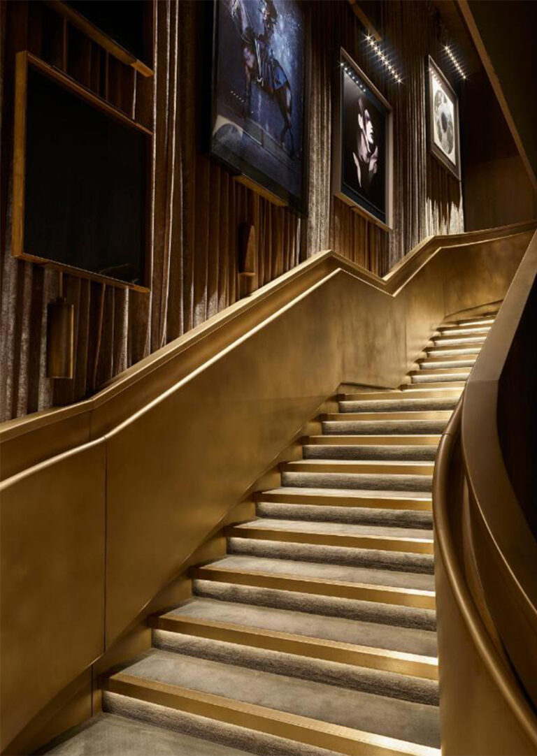 Luxury Hotel Staircase Design